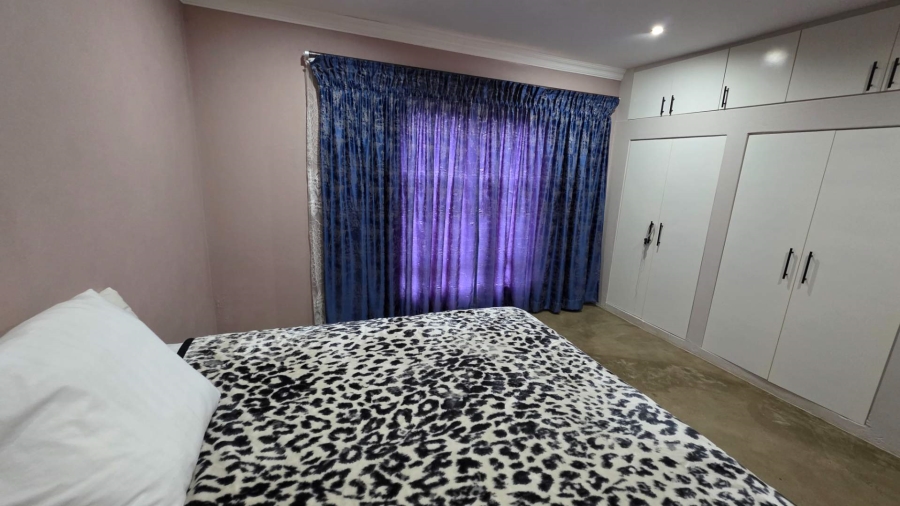 4 Bedroom Property for Sale in Broederstroom North West